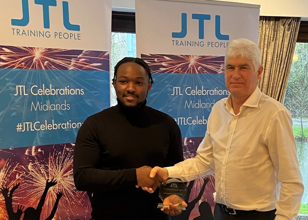 JS Wright Apprentice Named Apprentice of the Year