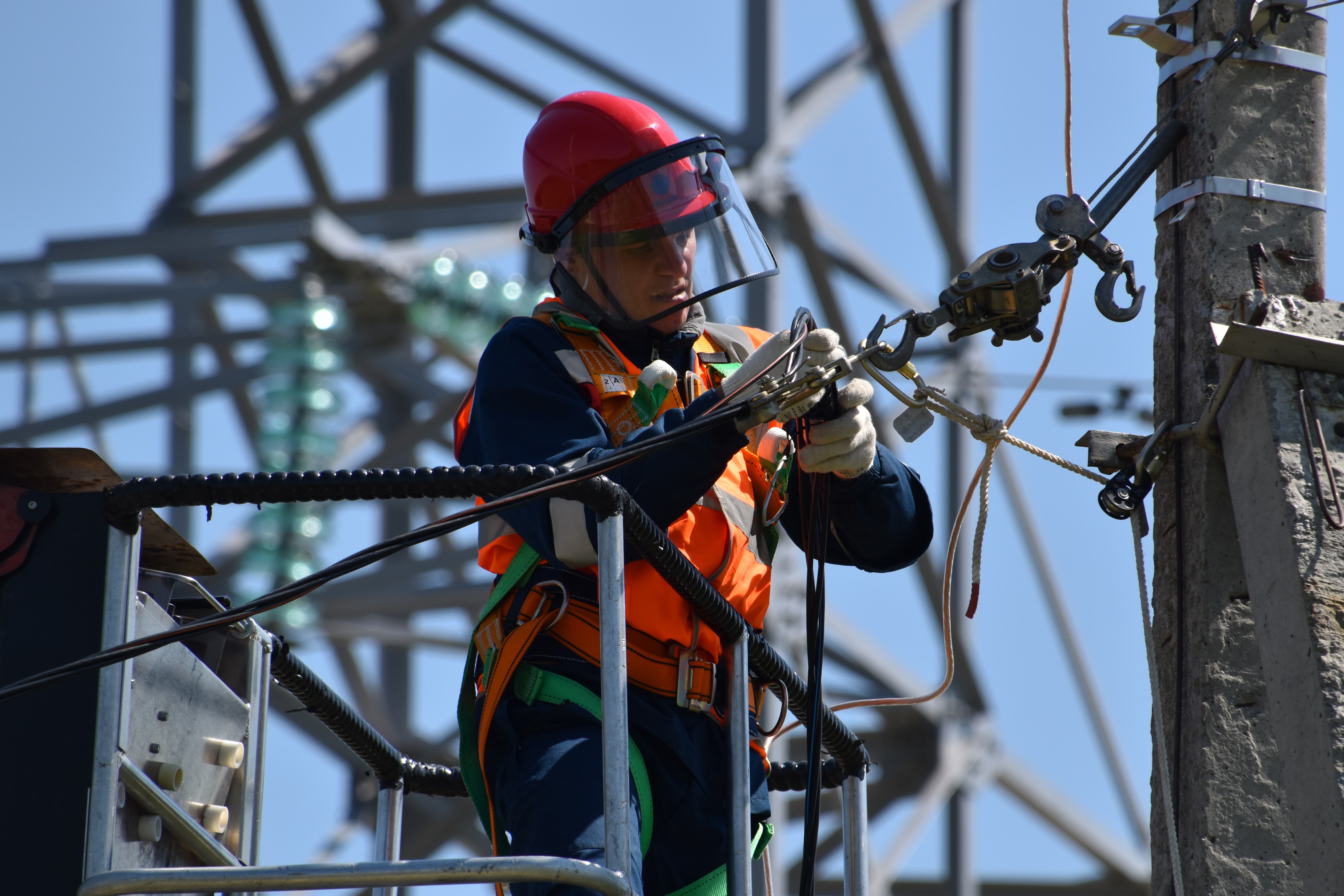 electricians-are-among-the-most-in-demand-professions-of-2021