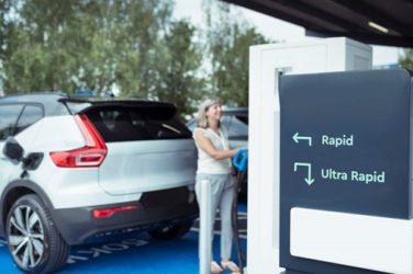 Government fails to hit EV charger target