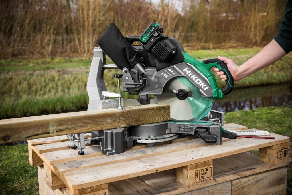 New Compound Mitre Saw with torque boost technology