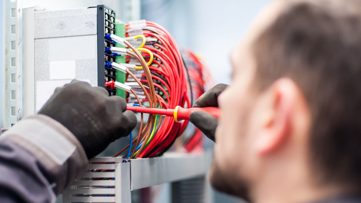 Industry urged to have its say on IET Wiring Regulations