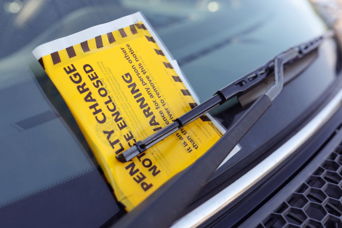 Tradespeople slapped with 3.5 million parking fines costing £177 million