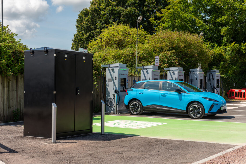 Lucy Electric and Lucy Zodion collaborate on EV charging site