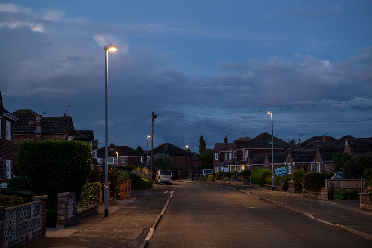 Lighting retrofit cuts street lighting energy in Lincolnshire