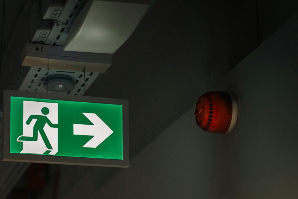 BSI publishes revised standard on emergency lighting systems