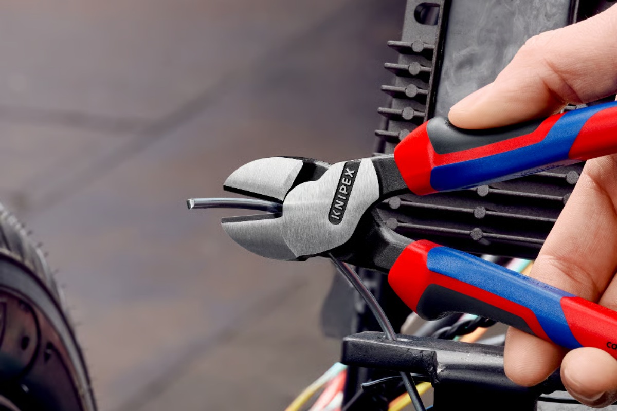 KNIPEX launches 200mm diagonal cutter upgrade