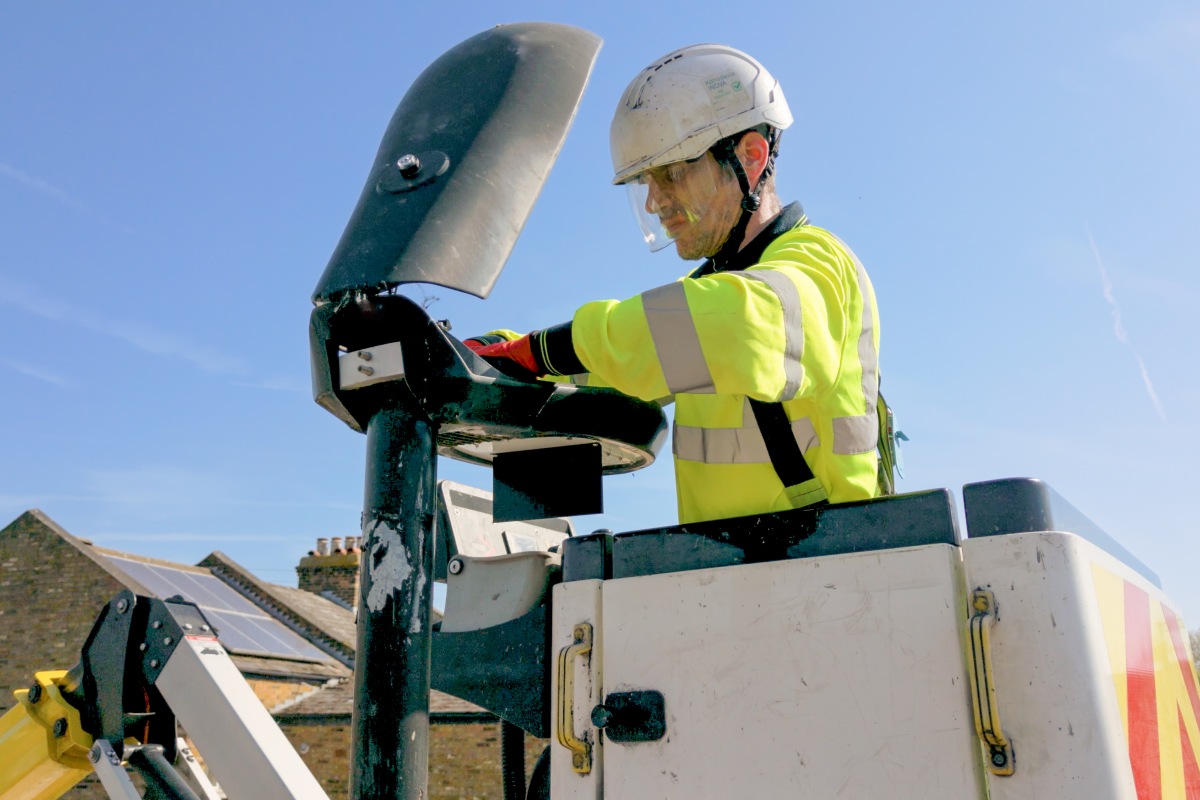 Acrospire promotes LED lighting retrofit projects