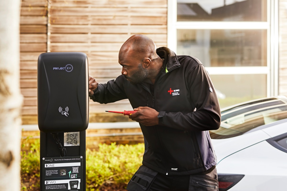 NICEIC launches remote EV charging course