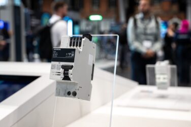 Siemens introduces ultra-fast circuit protection technology