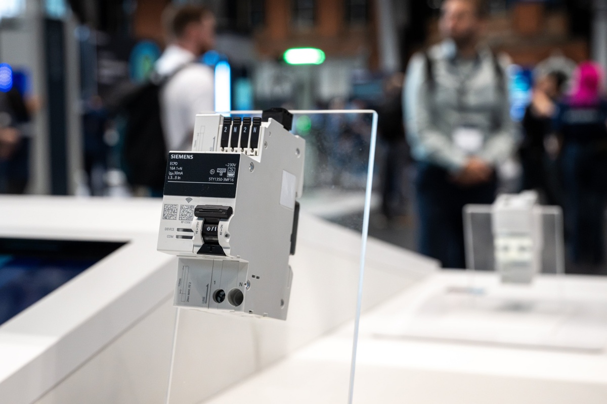 Siemens introduces ultra-fast circuit protection technology